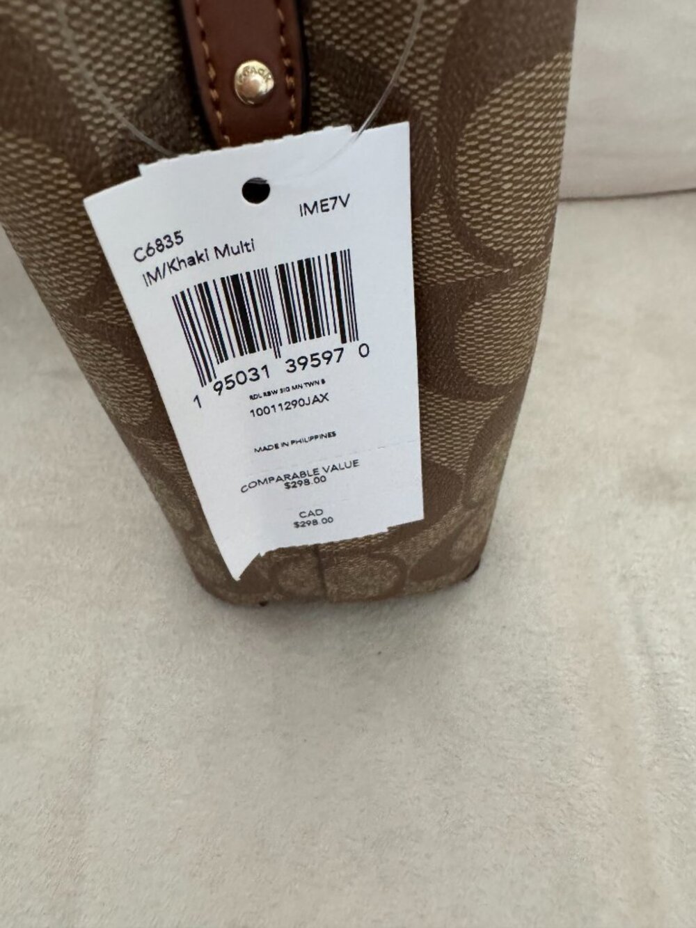 COACH - MINI TOWN BUCKET BAG IN SIGNATURE CANVAS RAINBOW CARRIAGE - NWT - Picture 4 of 6